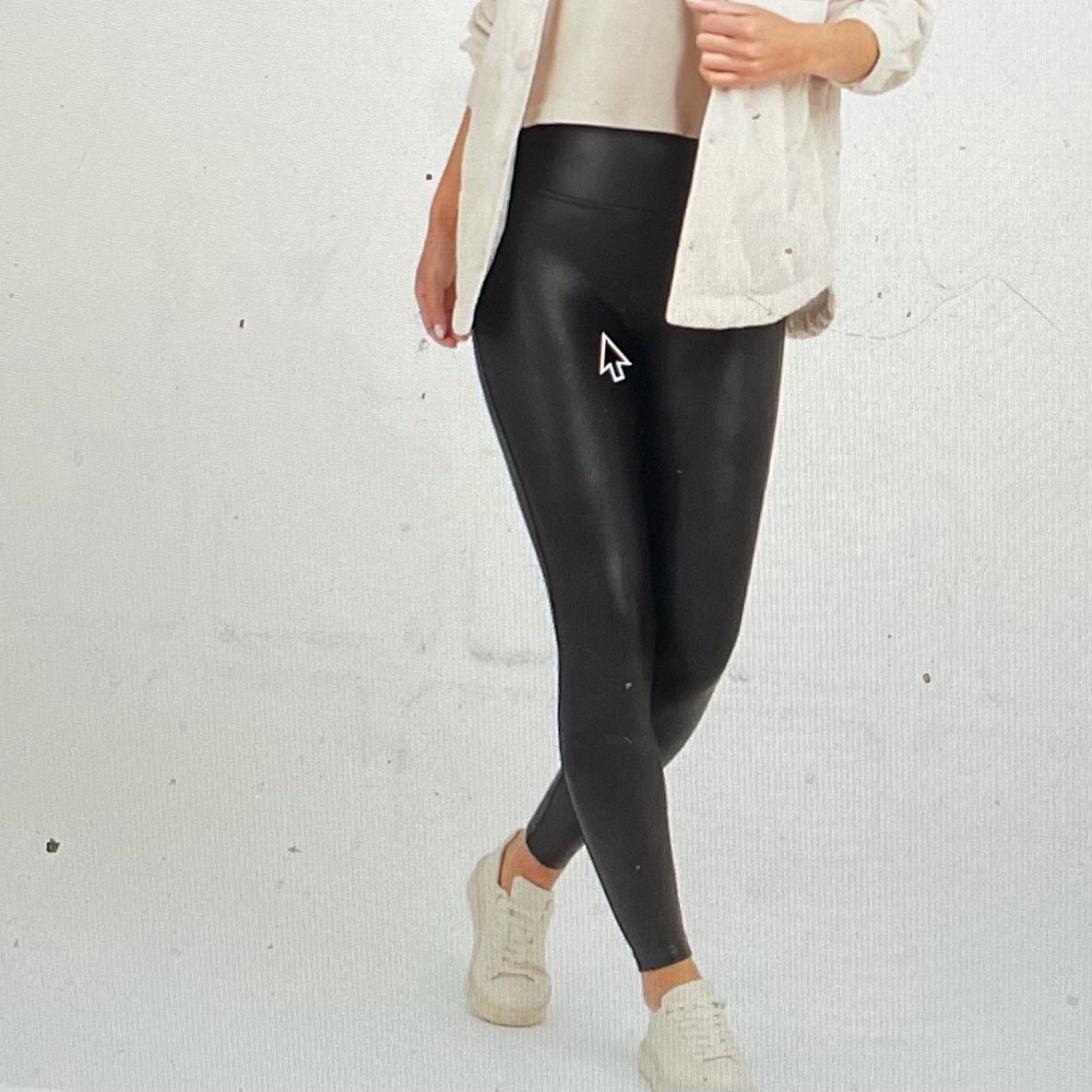 - Spanx Faux leather leggings M